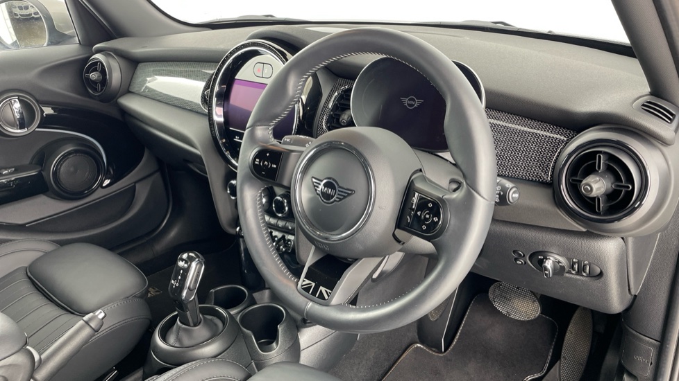 MINI Hatchback 1.5 Cooper Exclusive Premium 5dr Auto Petrol Hatchback - Image 6