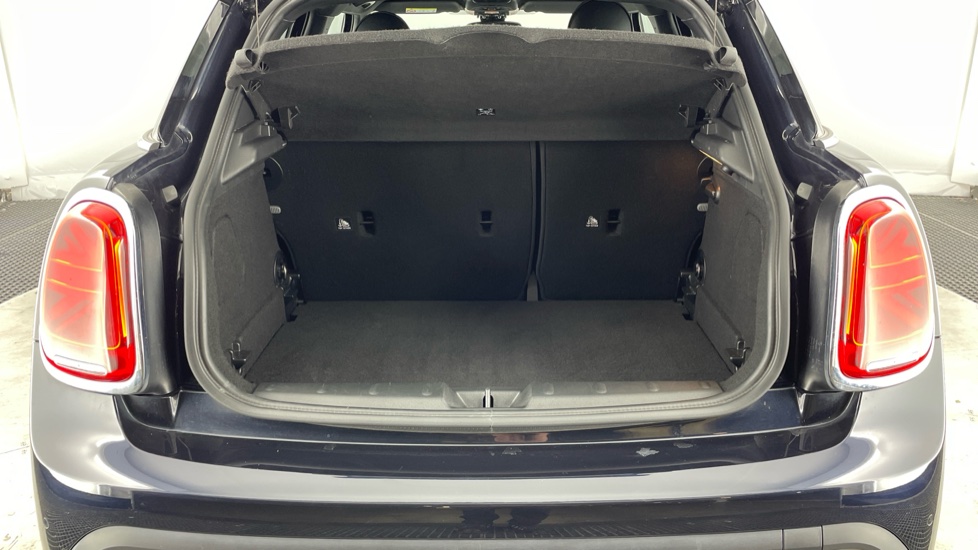 MINI Hatchback 1.5 Cooper Exclusive Premium 5dr Auto Petrol Hatchback - Image 13