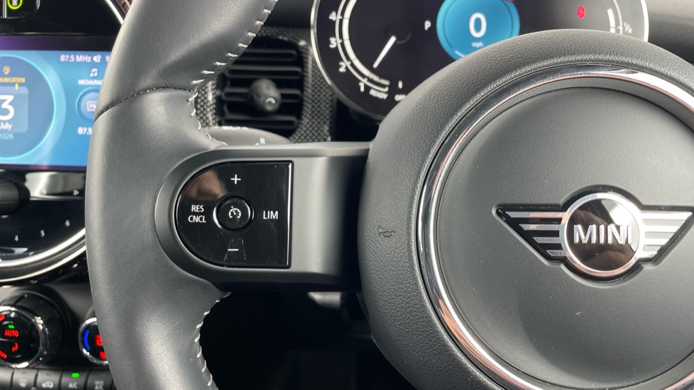 MINI Hatchback 1.5 Cooper Exclusive Premium 5dr Auto Petrol Hatchback - Image 17