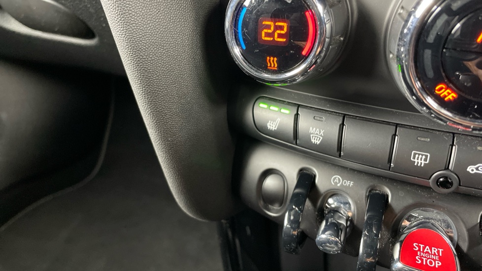MINI Hatchback 1.5 Cooper Exclusive Premium 5dr Auto Petrol Hatchback - Image 63