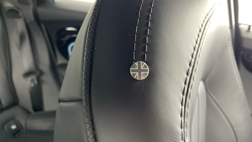 MINI Hatchback 1.5 Cooper Exclusive Premium 5dr Auto Petrol Hatchback - Image 76