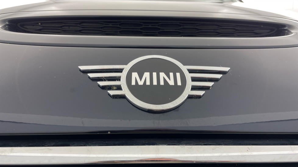 MINI Clubman 2.0 Cooper S Exclusive 6dr Auto Petrol Estate - Image 24