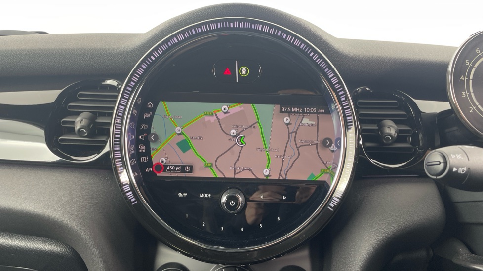MINI Hatchback 1.5 Cooper Sport 3dr Auto [Comfort/Nav Pack] Petrol Hatchback - Image 8