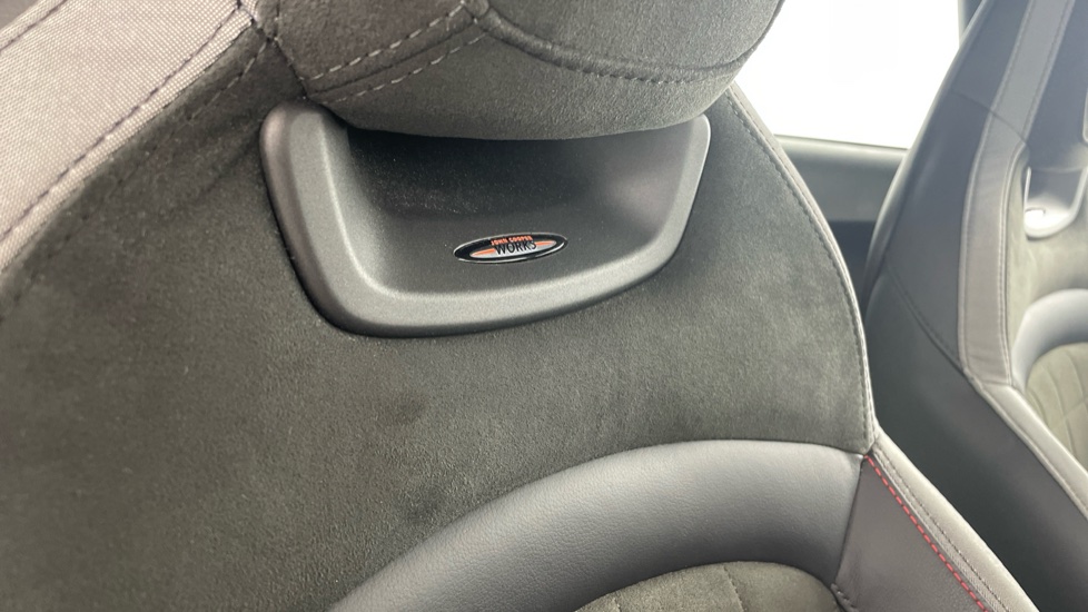 MINI Hatchback 1.5 Cooper Sport 3dr Auto [Comfort/Nav Pack] Petrol Hatchback - Image 45