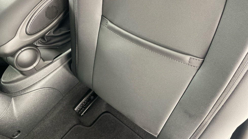 MINI Hatchback 1.5 Cooper Sport 3dr Auto [Comfort/Nav Pack] Petrol Hatchback - Image 48
