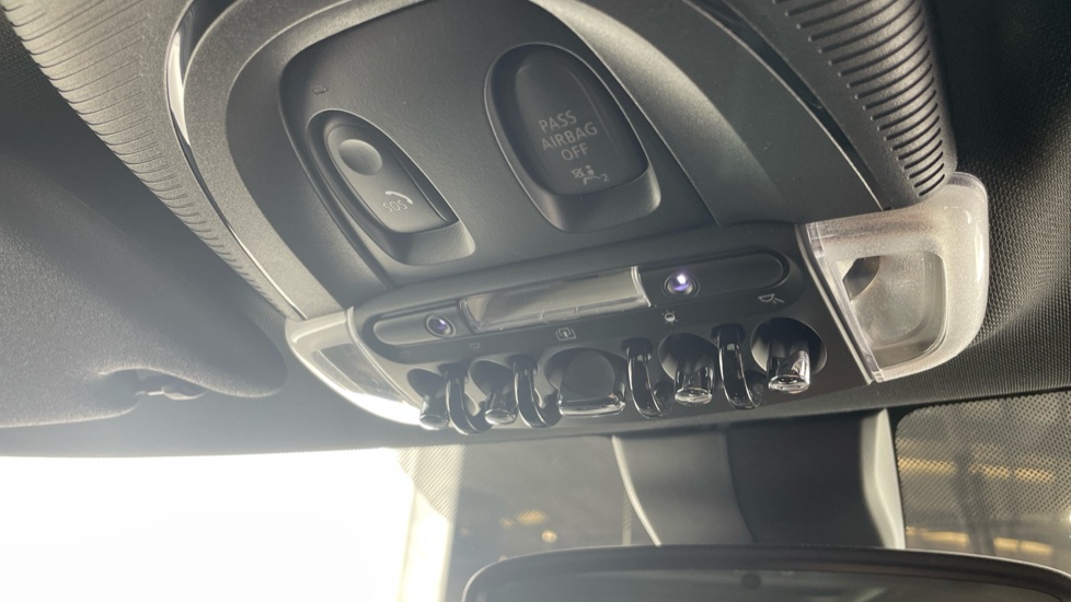 MINI Hatchback 1.5 Cooper Sport 3dr Auto [Comfort/Nav Pack] Petrol Hatchback - Image 69