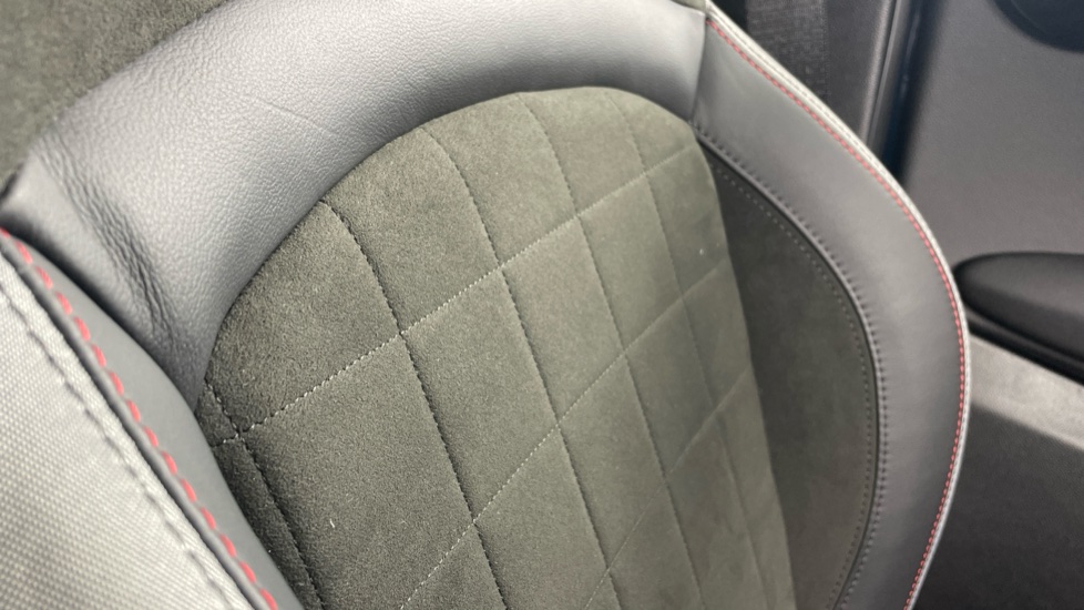 MINI Hatchback 1.5 Cooper Sport 3dr Auto [Comfort/Nav Pack] Petrol Hatchback - Image 72