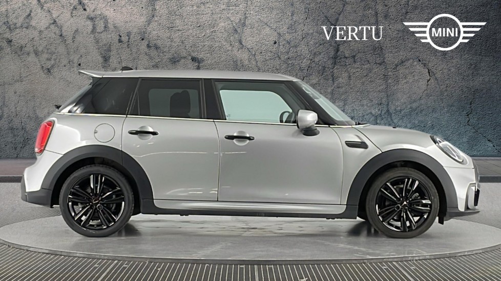 MINI Hatchback 1.5 Cooper Sport 5dr Auto Petrol Hatchback - Image 3
