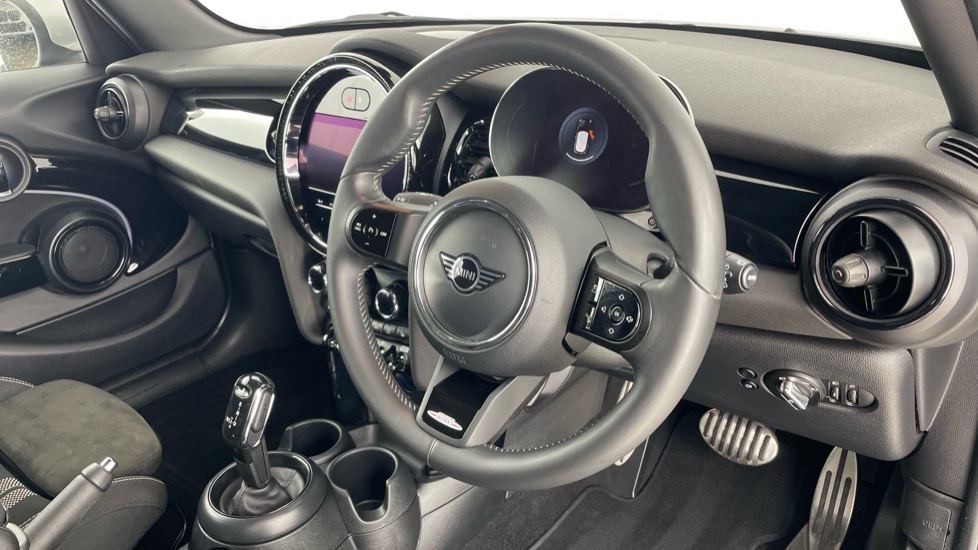 MINI Hatchback 1.5 Cooper Sport 5dr Auto Petrol Hatchback - Image 6