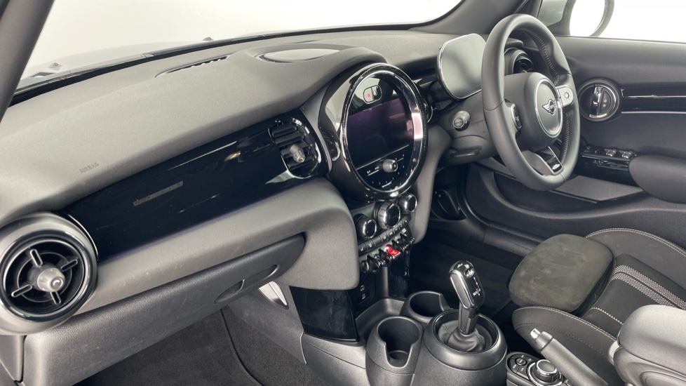 MINI Hatchback 1.5 Cooper Sport 5dr Auto Petrol Hatchback - Image 7