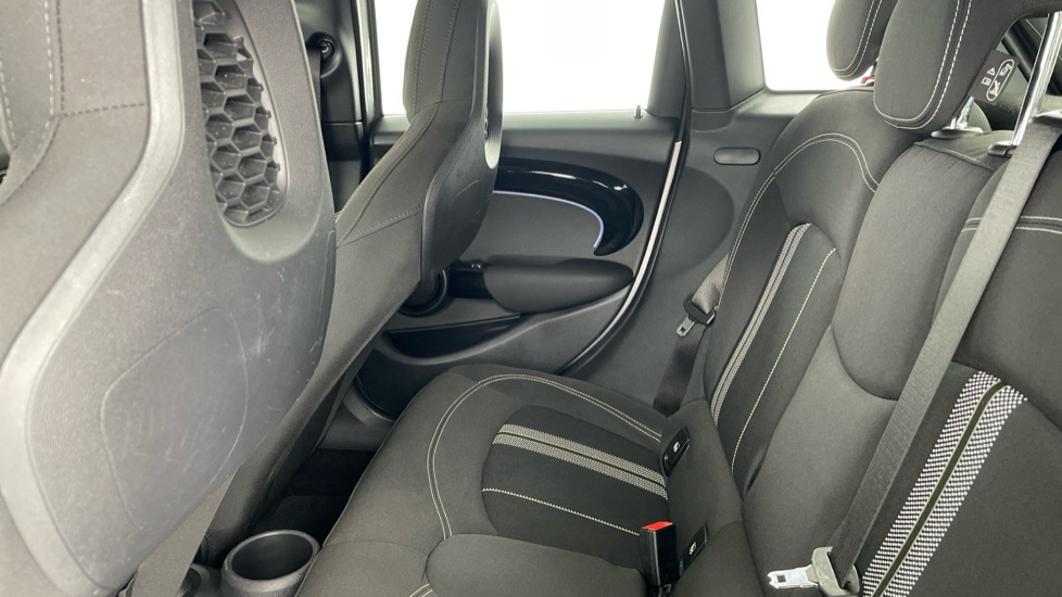 MINI Hatchback 1.5 Cooper Sport 5dr Auto Petrol Hatchback - Image 12