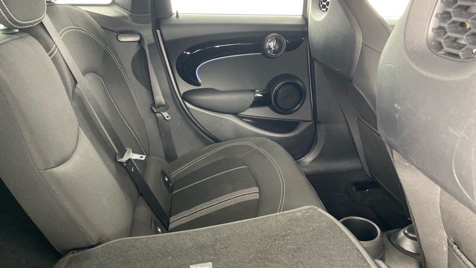MINI Hatchback 1.5 Cooper Sport 5dr Auto Petrol Hatchback - Image 48