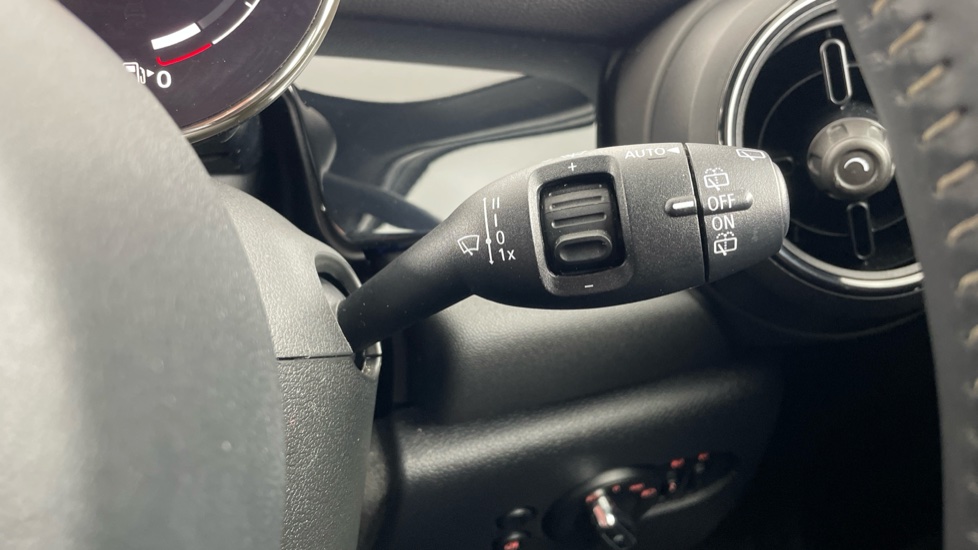 MINI Hatchback 1.5 Cooper Sport 5dr Auto Petrol Hatchback - Image 59