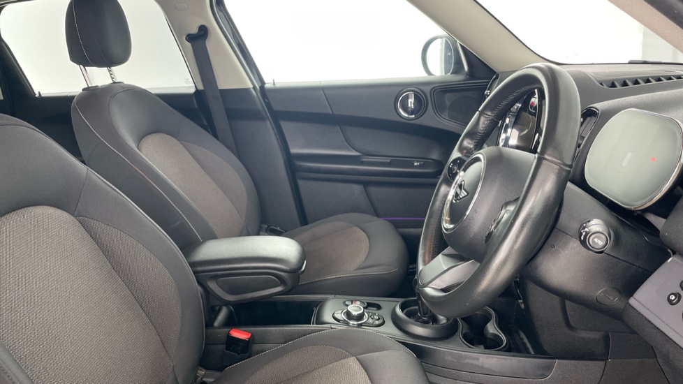 MINI Countryman 1.5 Cooper Classic Premium 5dr Auto Petrol Hatchback - Image 11