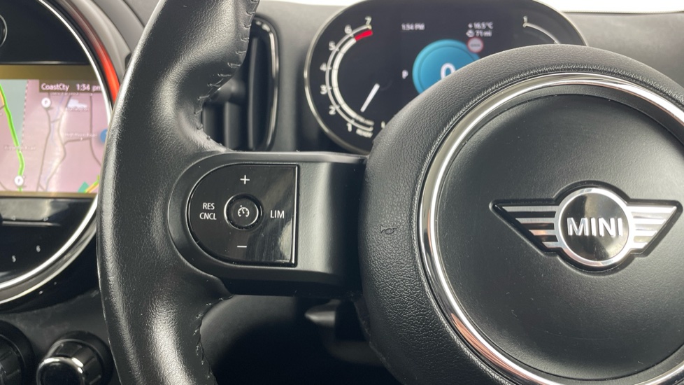 MINI Countryman 1.5 Cooper Classic Premium 5dr Auto Petrol Hatchback - Image 17