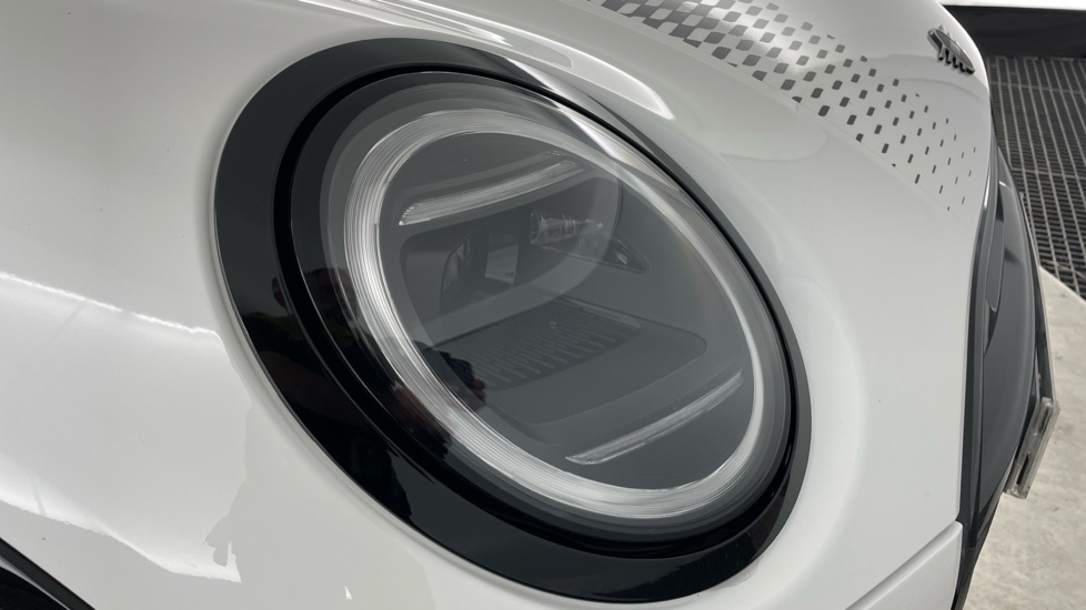 MINI Cooper 1.5 C Sport [Level 2] 3dr Auto Petrol Hatchback - Image 23