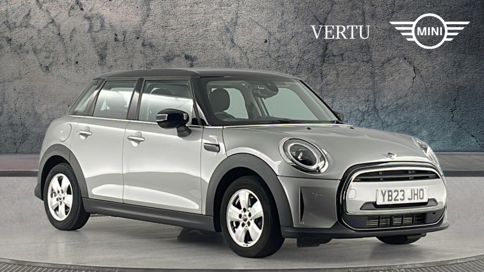 MINI Hatchback 1.5 Cooper Classic 5dr Auto Petrol Hatchback - Image 1