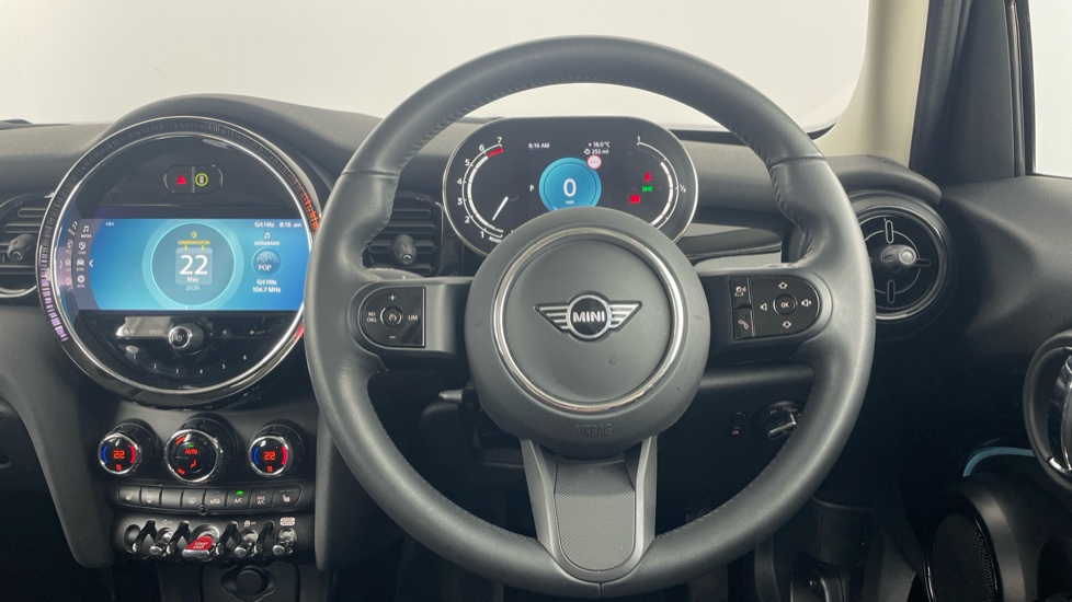 MINI Hatchback 1.5 Cooper Classic 5dr Auto Petrol Hatchback - Image 5
