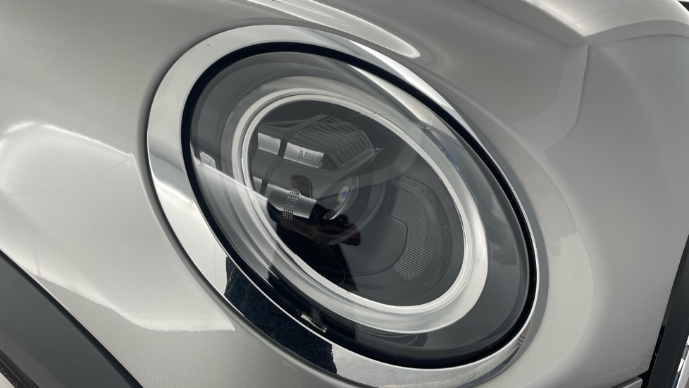 MINI Hatchback 1.5 Cooper Classic 5dr Auto Petrol Hatchback - Image 23
