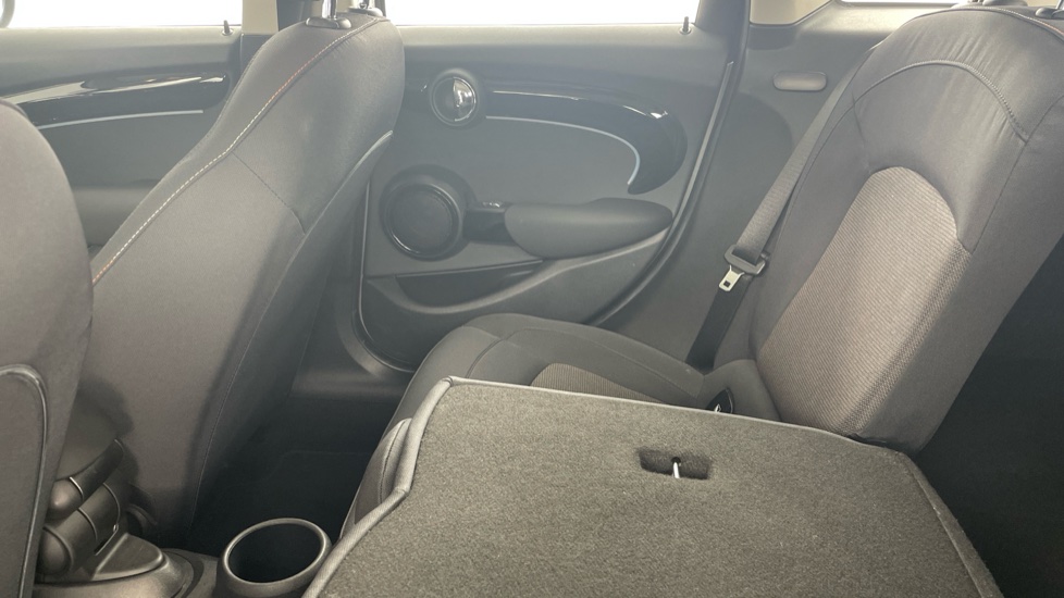 MINI Hatchback 1.5 Cooper Classic 5dr Auto Petrol Hatchback - Image 34
