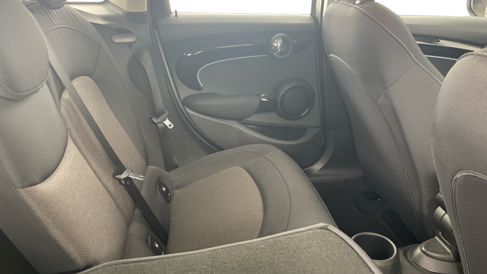 MINI Hatchback 1.5 Cooper Classic 5dr Auto Petrol Hatchback - Image 43