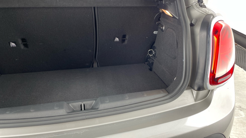 MINI Hatchback 1.5 Cooper Classic 3dr Auto Petrol Hatchback - Image 37