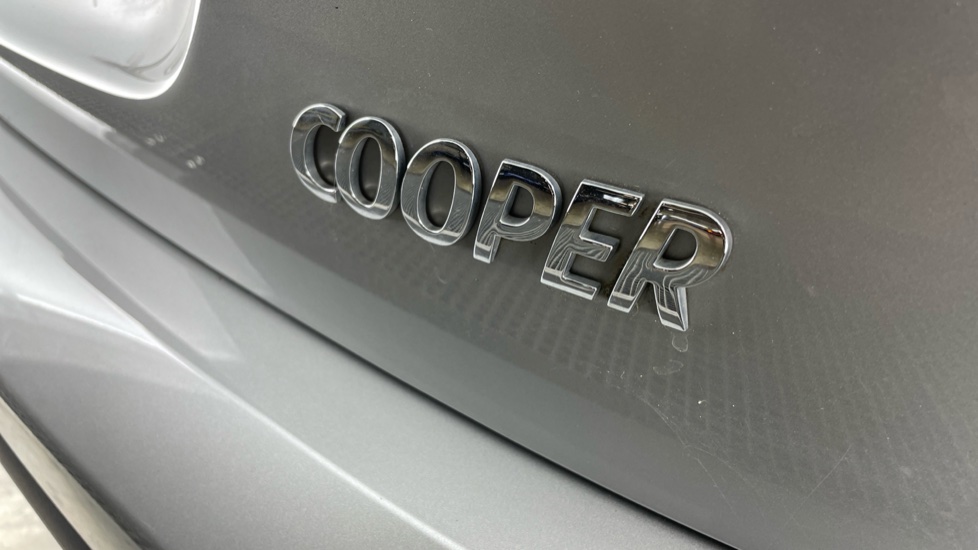 MINI Hatchback 1.5 Cooper Classic 3dr Auto Petrol Hatchback - Image 39