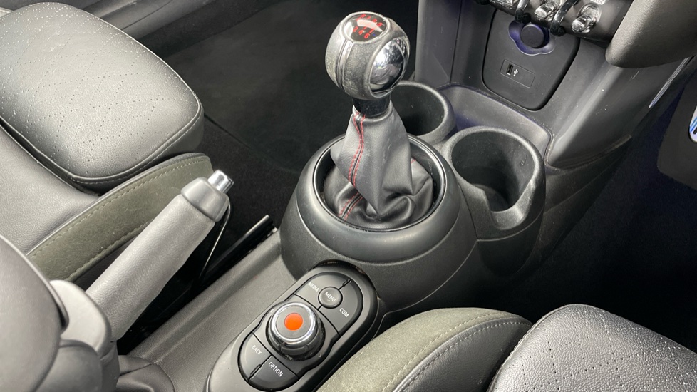 MINI Hatchback 1.5 Cooper Sport II 3dr Petrol Hatchback - Image 10