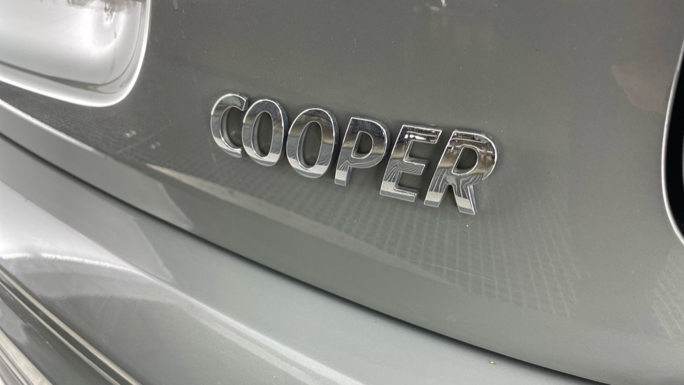 MINI Hatchback 1.5 Cooper Sport II 3dr Petrol Hatchback - Image 42