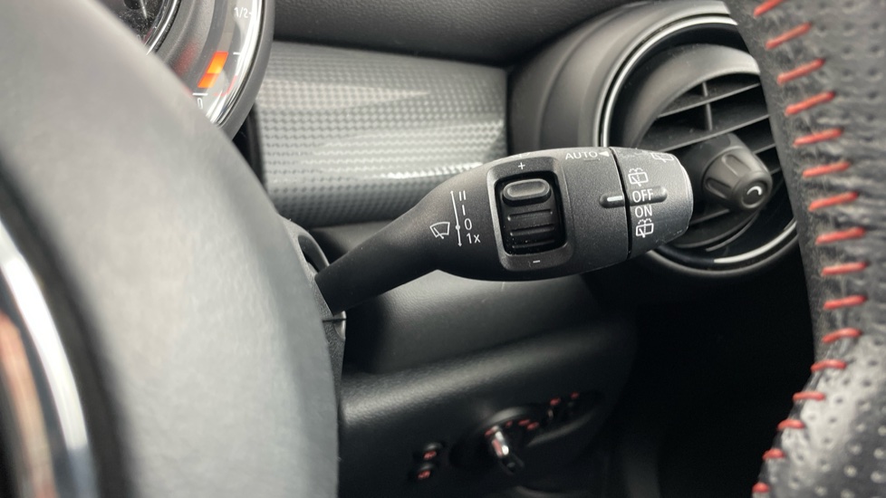 MINI Hatchback 1.5 Cooper Sport II 3dr Petrol Hatchback - Image 57
