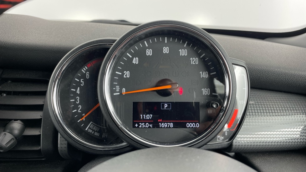 MINI Hatchback 1.5 Cooper Sport II 5dr Auto Petrol Hatchback - Image 9