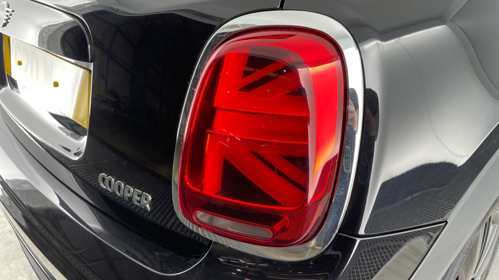 MINI Hatchback 1.5 Cooper Sport II 5dr Auto Petrol Hatchback - Image 22