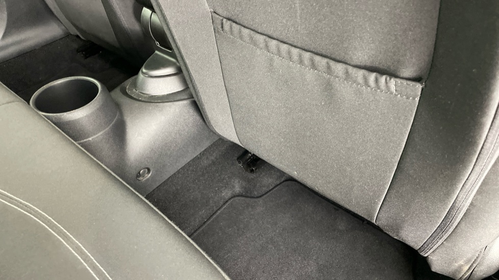 MINI Hatchback 1.5 Cooper Sport II 5dr Auto Petrol Hatchback - Image 43