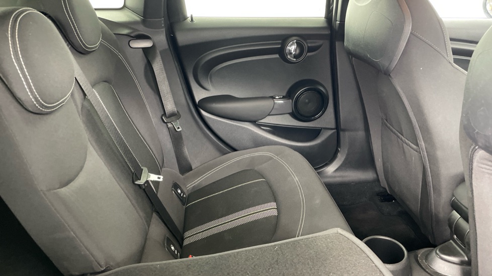 MINI Hatchback 1.5 Cooper Sport II 5dr Auto Petrol Hatchback - Image 46