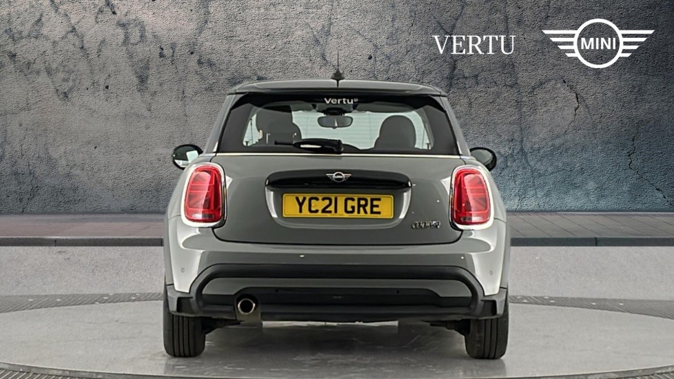 MINI Hatchback 1.5 Cooper Classic 3dr Petrol Hatchback - Image 15