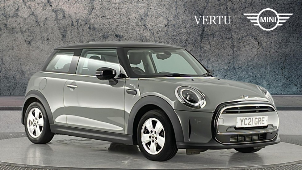 MINI Hatchback 1.5 Cooper Classic 3dr Petrol Hatchback - Image 1