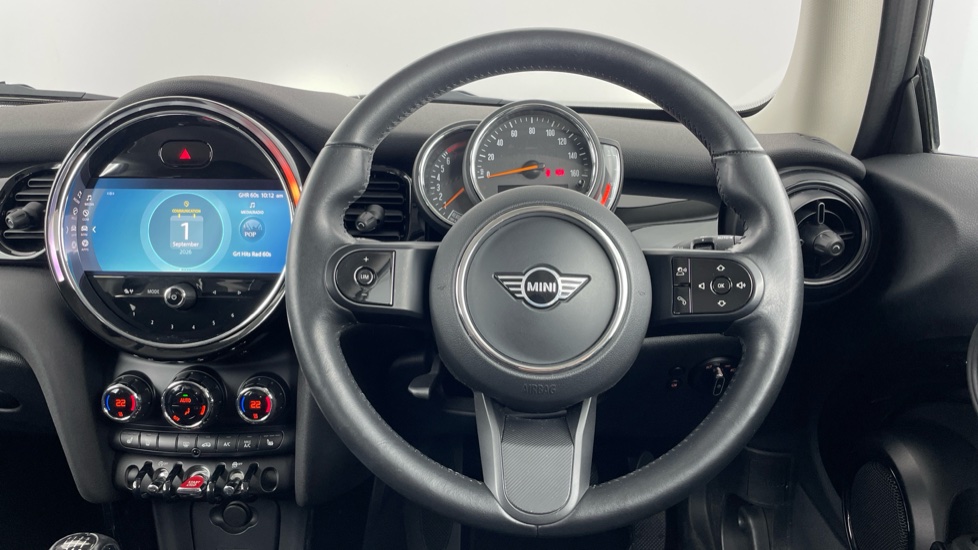 MINI Hatchback 1.5 Cooper Classic 3dr Petrol Hatchback - Image 5