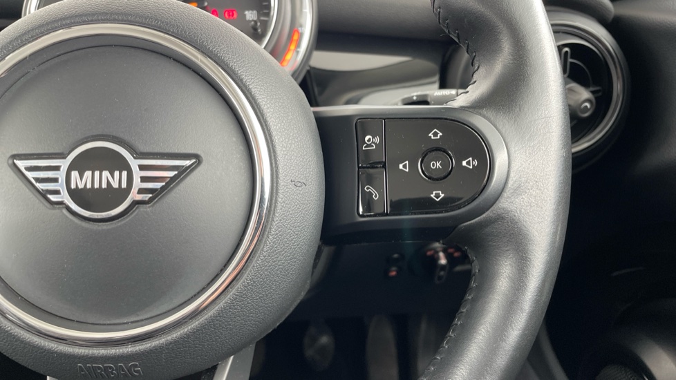 MINI Hatchback 1.5 Cooper Classic 3dr Petrol Hatchback - Image 18