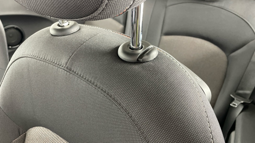 MINI Hatchback 1.5 Cooper Classic 3dr Petrol Hatchback - Image 28