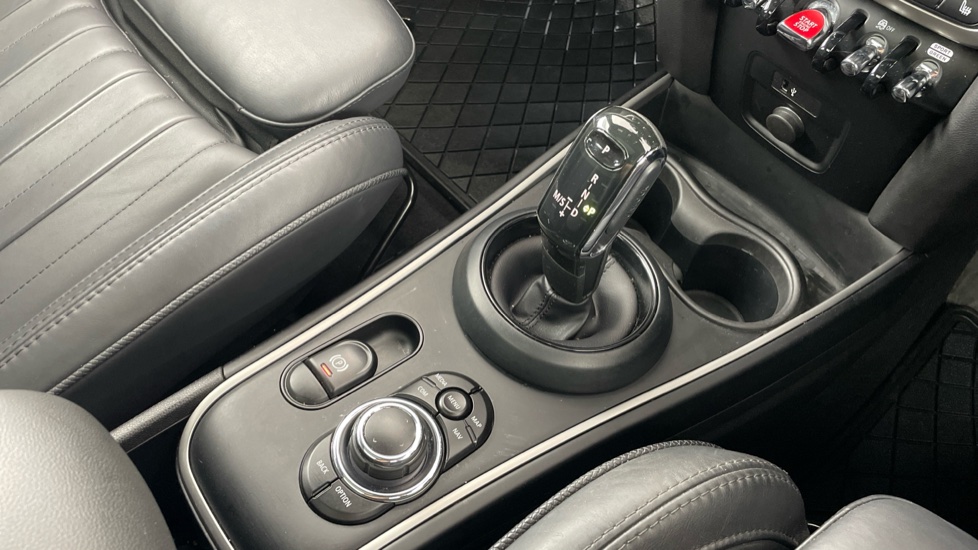 MINI Countryman 1.5 Cooper Exclusive 5dr Auto Petrol Hatchback - Image 10