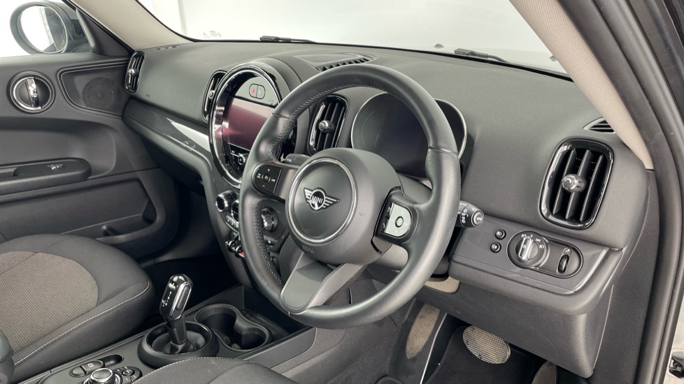 MINI Countryman 1.5 Cooper Classic 5dr Auto [Comfort/Nav+ Pack] Petrol Hatchback - Image 6
