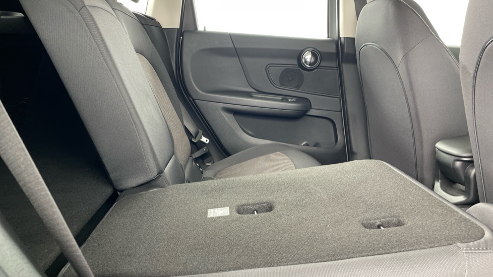 MINI Countryman 1.5 Cooper Classic 5dr Auto [Comfort/Nav+ Pack] Petrol Hatchback - Image 39