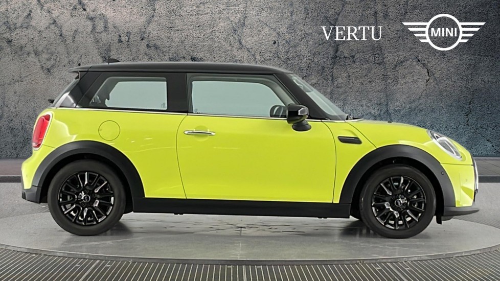 MINI Hatchback 1.5 Cooper Classic 3dr Auto Petrol Hatchback - Image 3