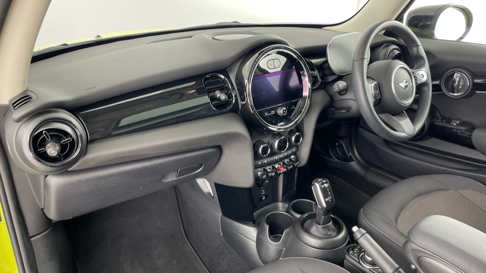 MINI Hatchback 1.5 Cooper Classic 3dr Auto Petrol Hatchback - Image 7