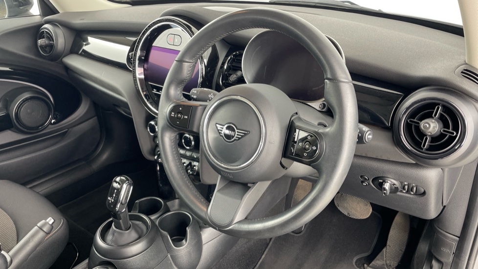 MINI Hatchback 1.5 Cooper Classic 3dr Auto Petrol Hatchback - Image 6