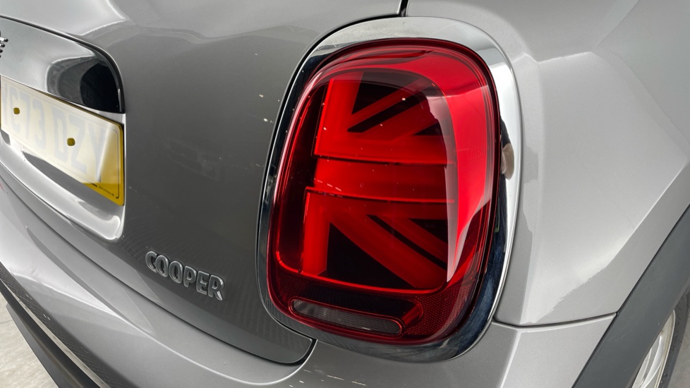 MINI Hatchback 1.5 Cooper Classic 3dr Auto Petrol Hatchback - Image 22