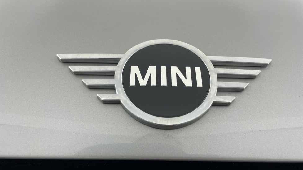 MINI Hatchback 1.5 Cooper Classic 3dr Auto Petrol Hatchback - Image 24