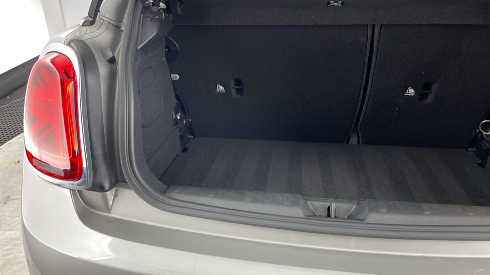 MINI Hatchback 1.5 Cooper Classic 3dr Auto Petrol Hatchback - Image 36