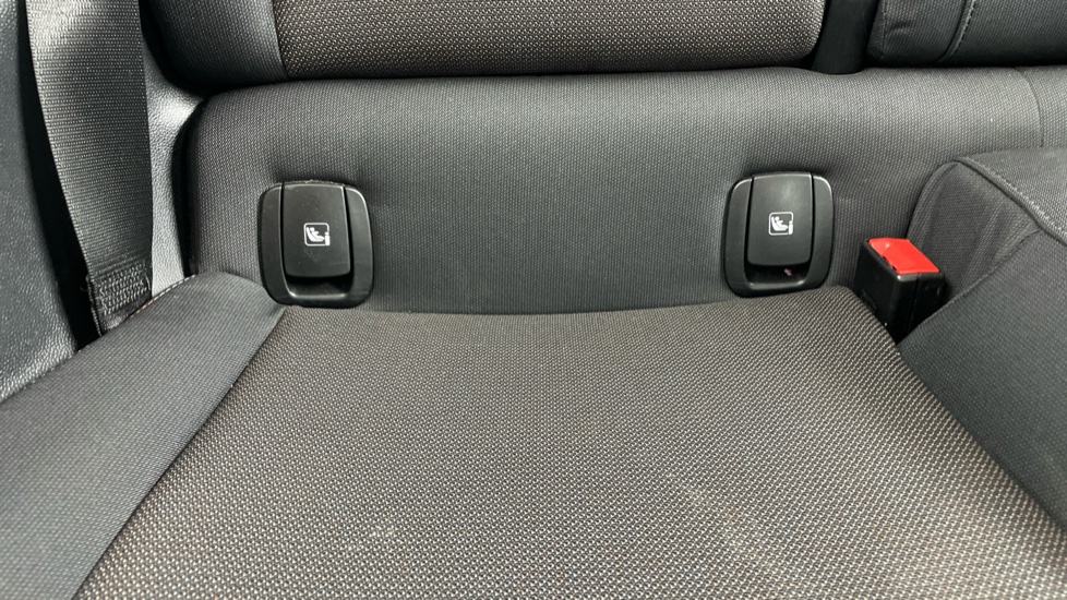 MINI Hatchback 1.5 Cooper Classic 3dr Auto Petrol Hatchback - Image 43