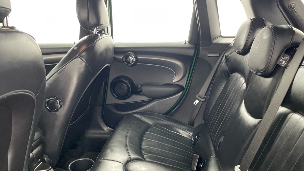 MINI Hatchback 1.5 Cooper Exclusive Premium 3dr Auto Petrol Hatchback - Image 12
